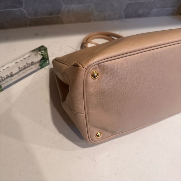 Prada Saffiano Tote Beige - Picture 8 of 13